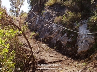 Camino acondicionado de acceso a la ermita