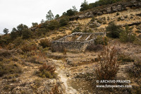 Corral en el camino de subida a Montgai